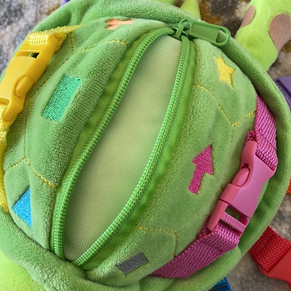 Buckle Toy Turtle - Picture 5 of 5